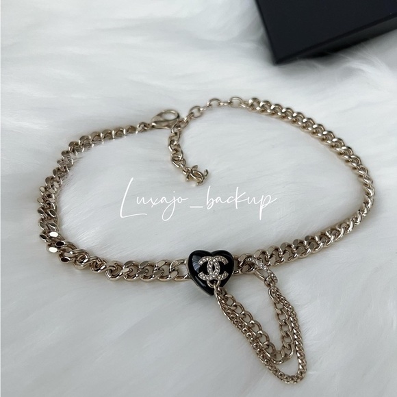 SOLD Chanel chocker - Picture 1 of 3